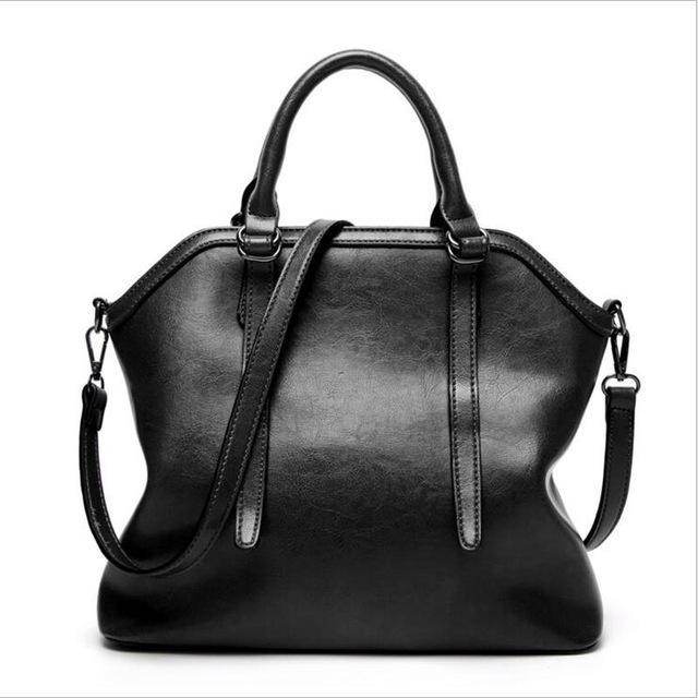 The Sophisticated SIENA Messenger Bag - Velora