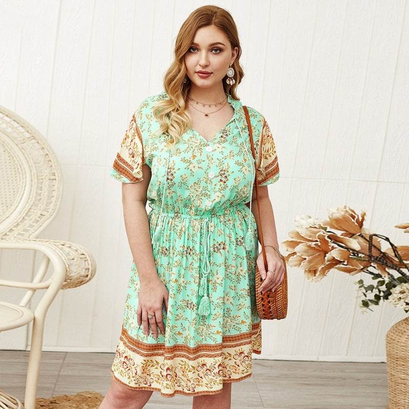 Elegant and elegant dress - Velora