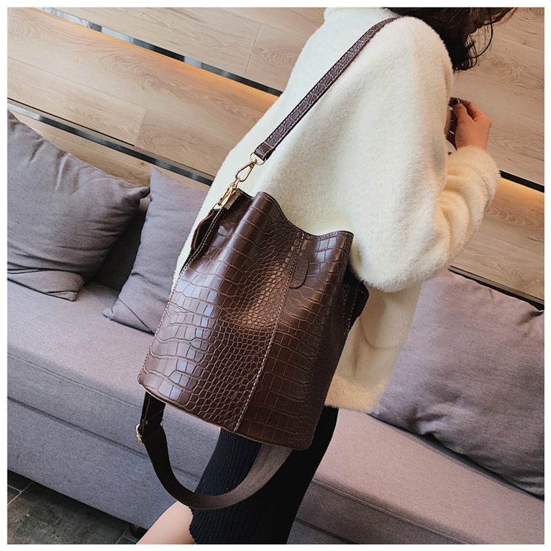 Retro bucket bag - Velora