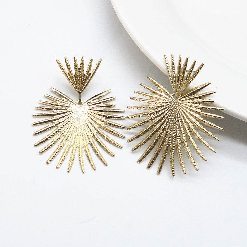 Geometric Metal Fan-Shaped Exaggerated Earrings - Velora