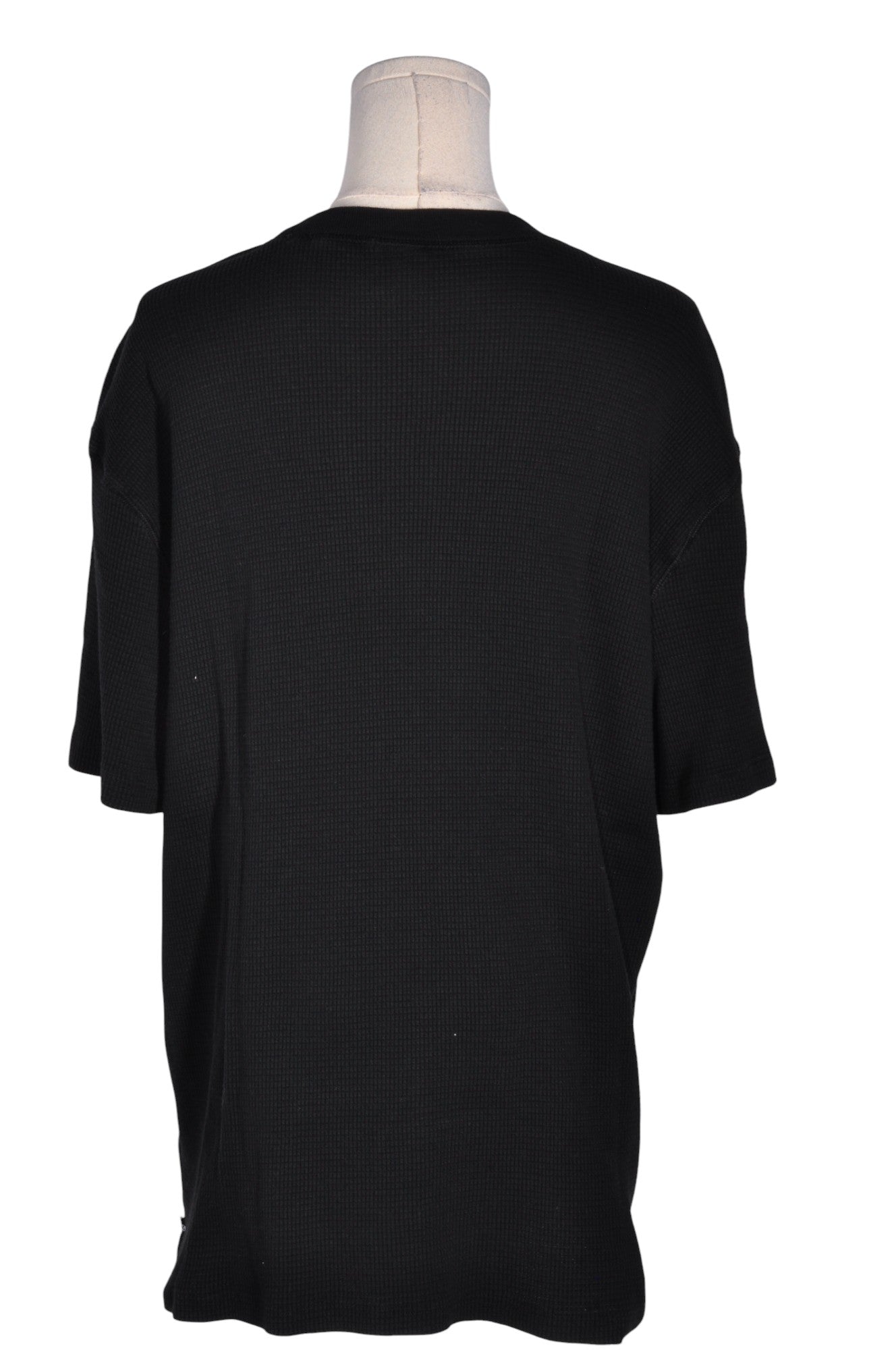 TNA Women T-Shirts Regular fit in Black - L Koop