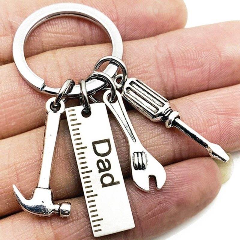 Hammer screwdriver pull keychain - Velora