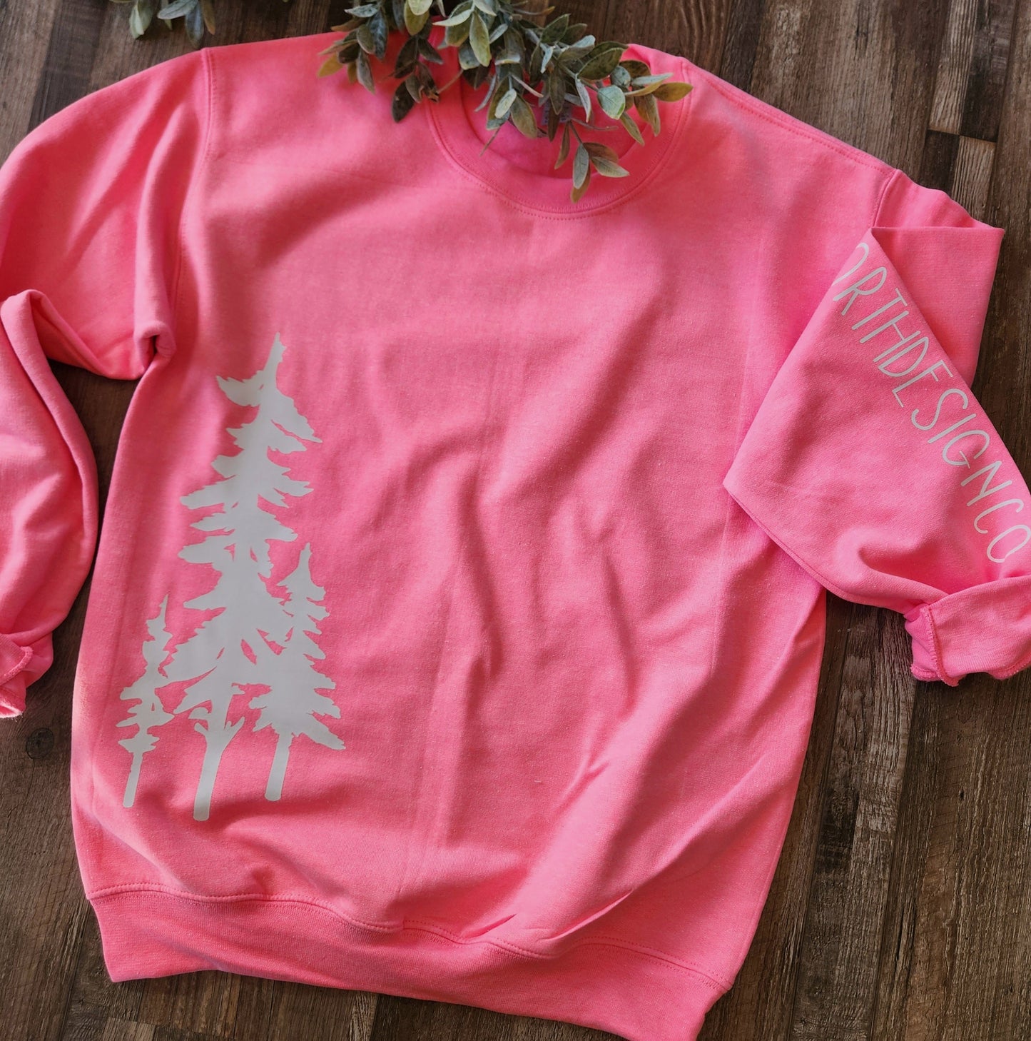 BUBBLEGUM THREE TREE CREW - Velora