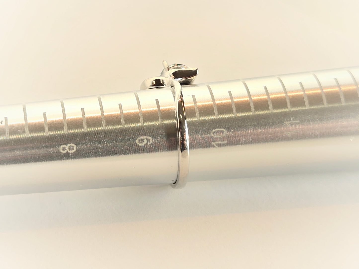 Emerald & Silver Leaf Ring | Size 9 - Velora