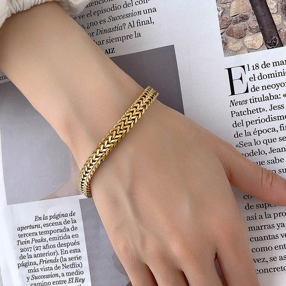 18K Gold Thick Hemp Flowers High-grade Exquisite And Versatile Personality Chain Titanium Steel Bracelet For Men Women Jewelry Gift - Velora