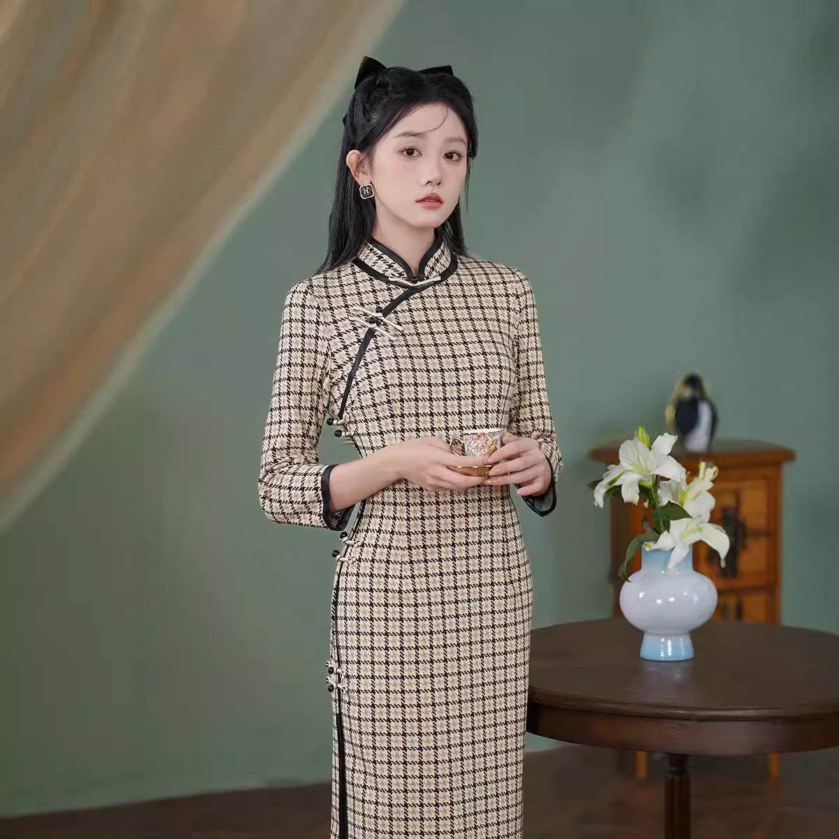 Cheongsam New Rabbit Woolen Improved Plaid Retro Cheongsam - Velora
