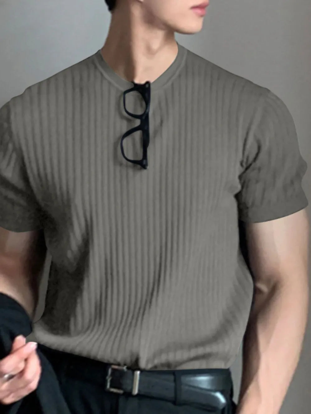 Men's Full Size Round Neck Short Sleeve T-Shirt Plus Size - Velora