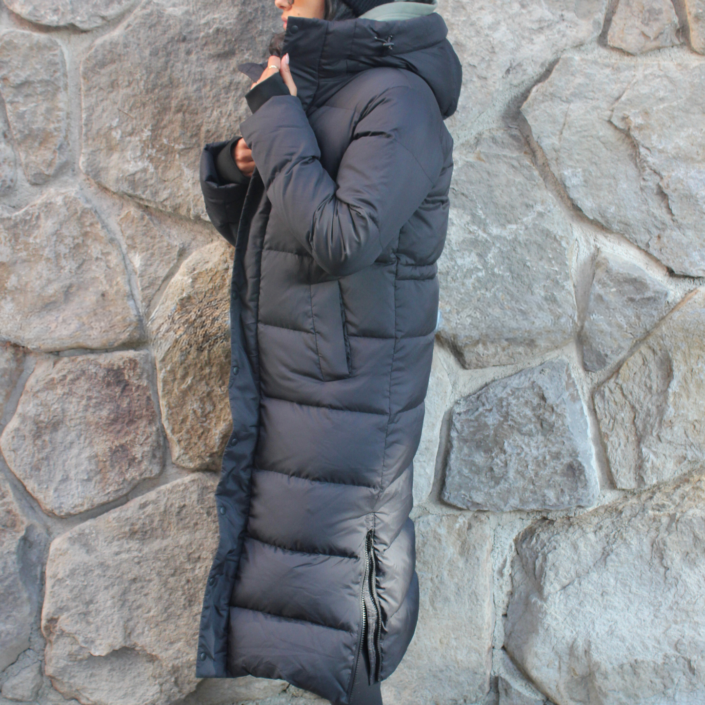 Pantone Puffer Down Jacket - Velora