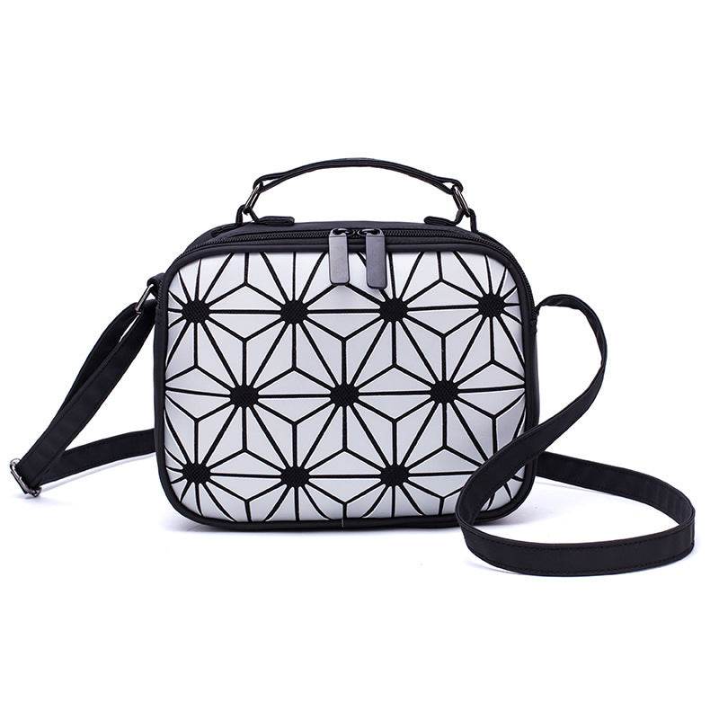 Diagonal luminous diamond bag - Velora
