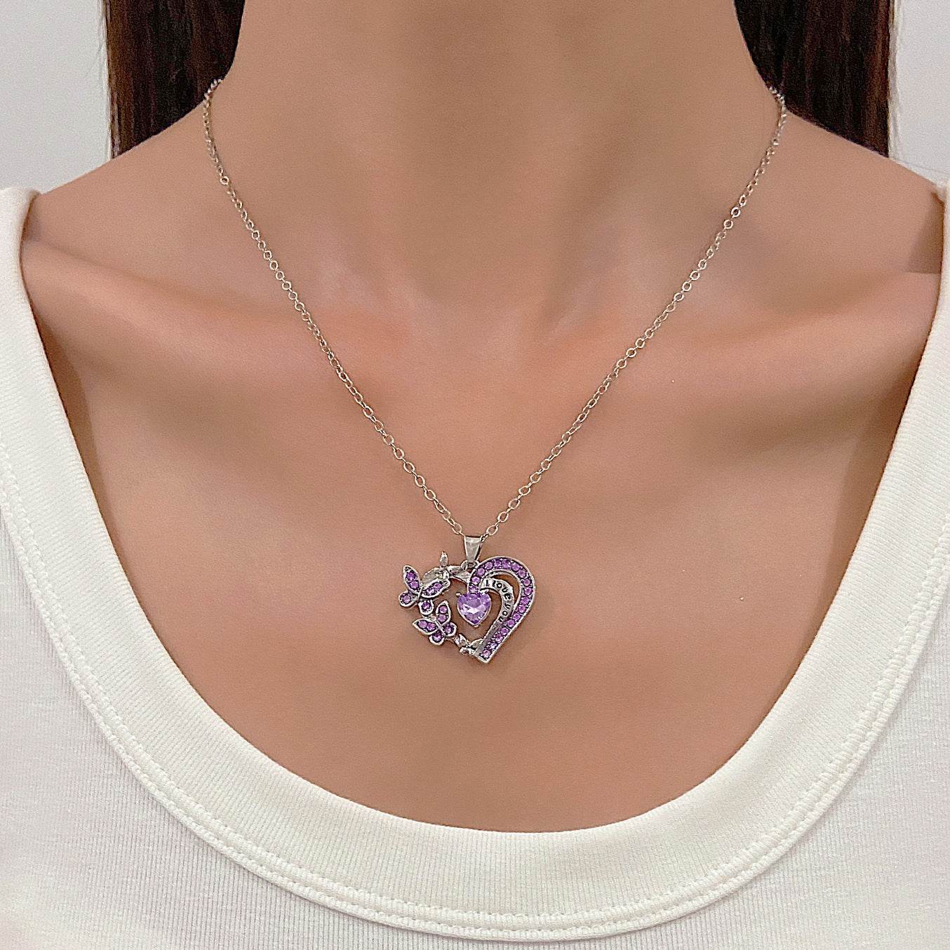 Ins Butterfly Love Necklace With Rhinestones Fashion Personality Hollow Heart-shaped Clavicle Chain Pendant Necklace For Valentine's Day - Velora