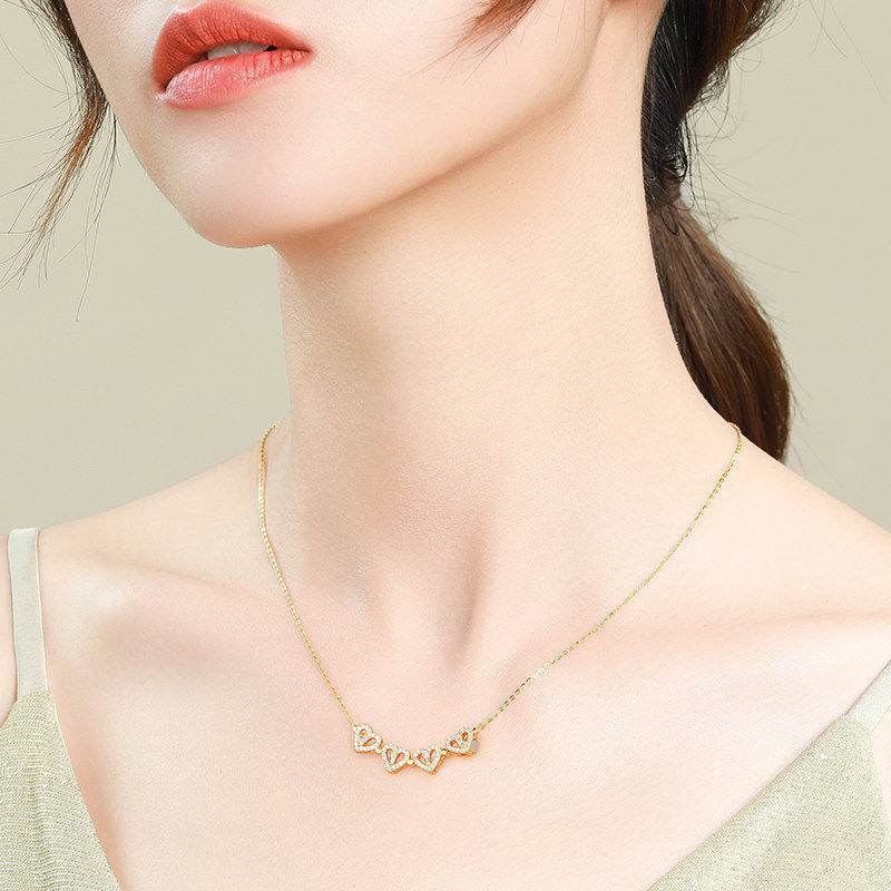 Retro Magnetic Folding Heart Shaped Four Leaf Clover Pendant Necklace Women Love Clavicle Chain Gifts Openable Choker Jewelry - Velora