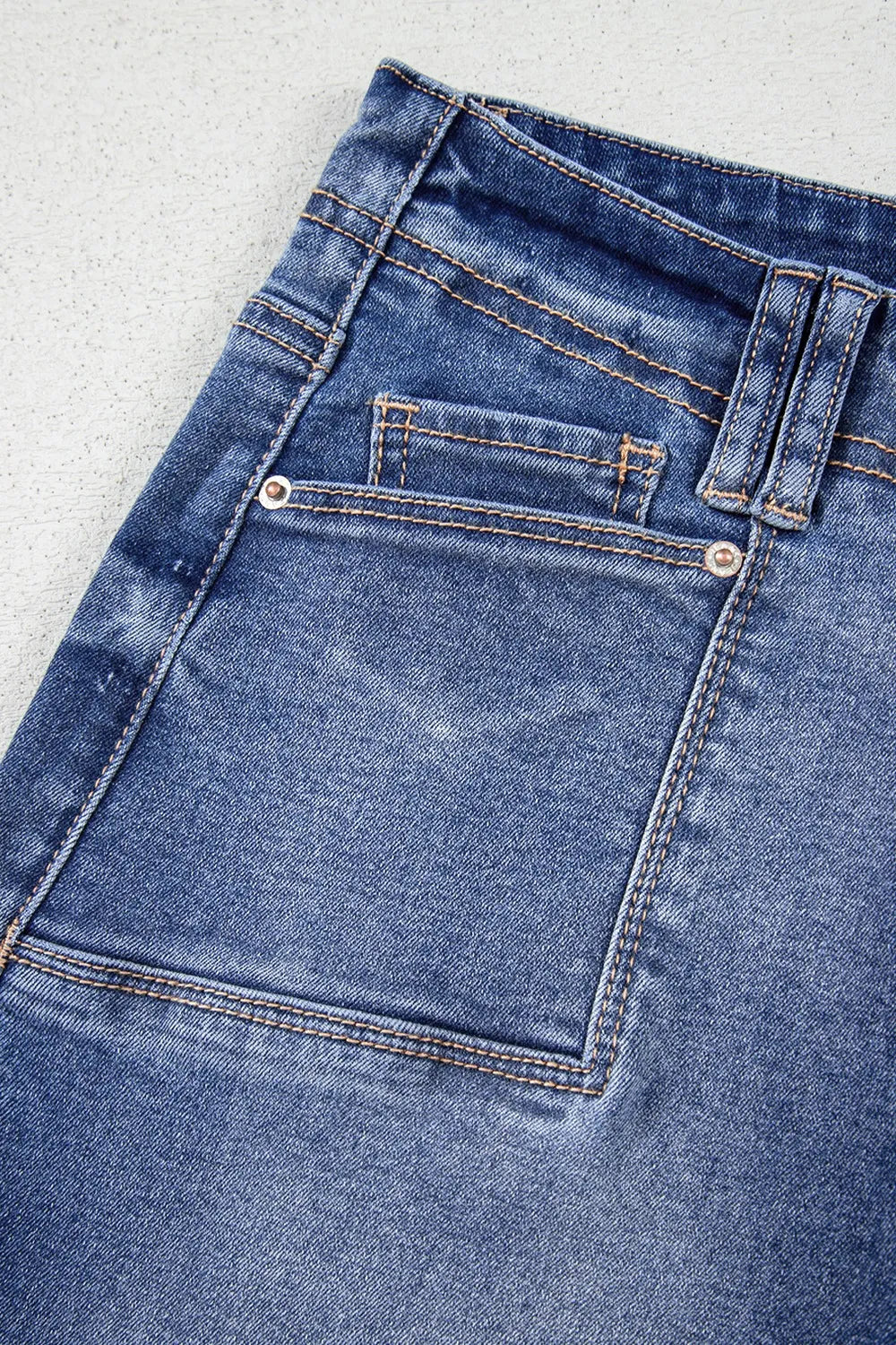 High-Waisted Wide-Leg Vintage Wash Jeans - Velora