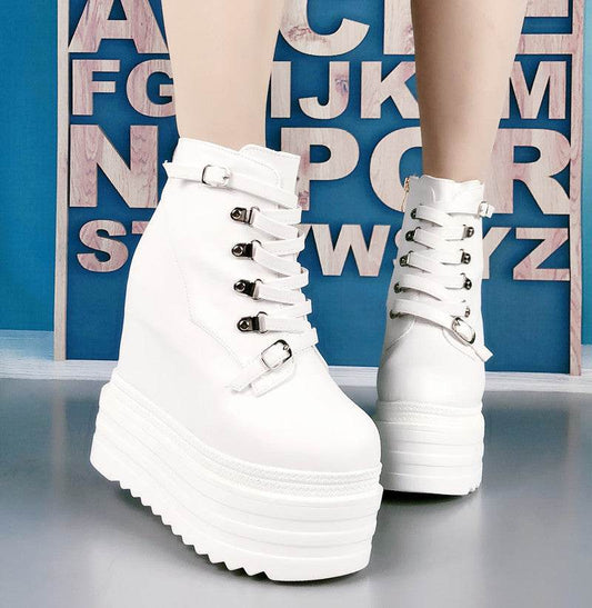 Platform muffin shoes with raised inside - Velora