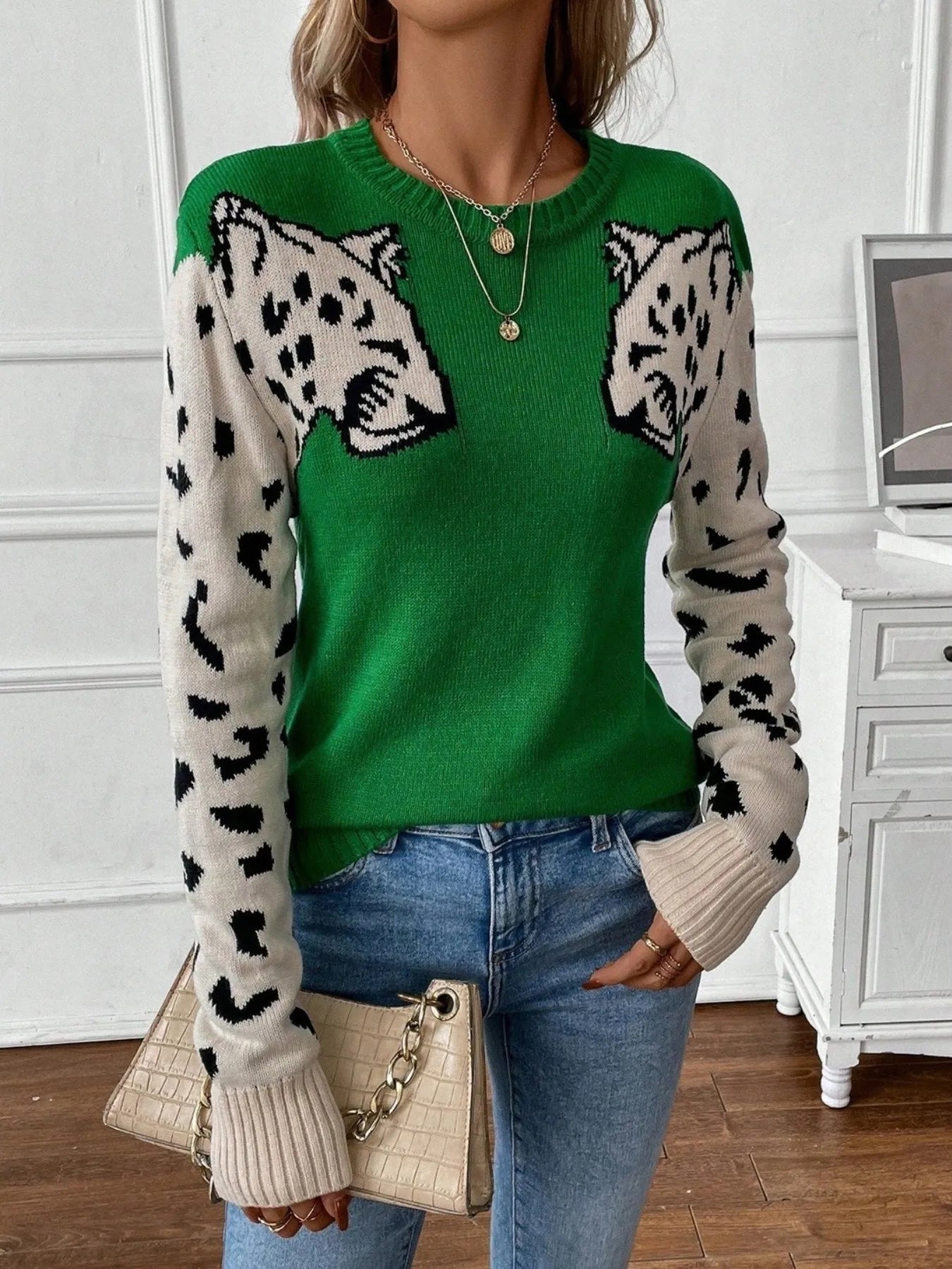 Leopard Round Neck Sweater - Velora