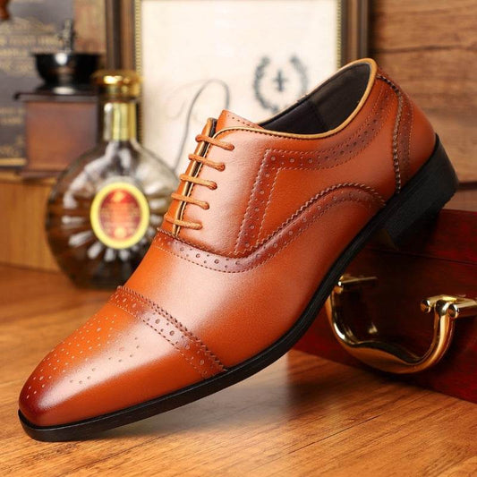 Plus Size Men's Business Formal British Pointed Leather Shoes - Velora
