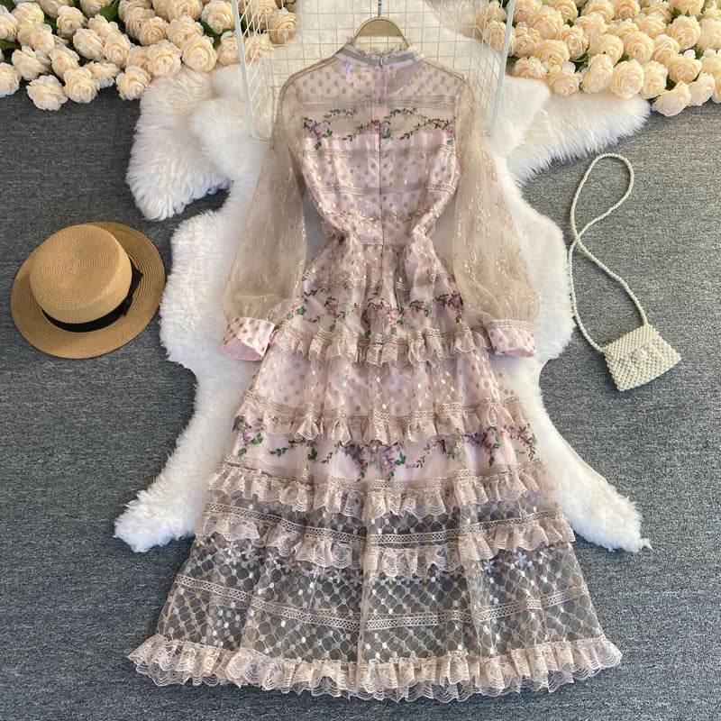 Elegant And Elegant Embroidered Lace Stitching Dress - Velora