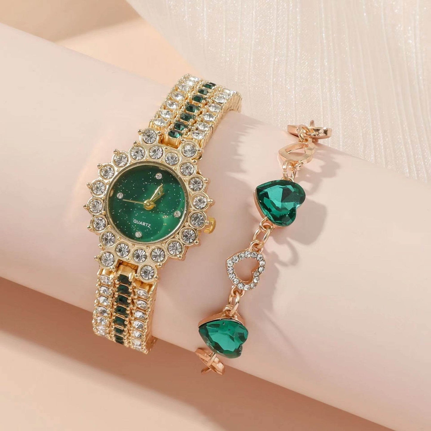 Popular Small Green Watch Women's Steel Belt Quartz Watch Ring Gift Set Boxed Five-piece Set - Velora
