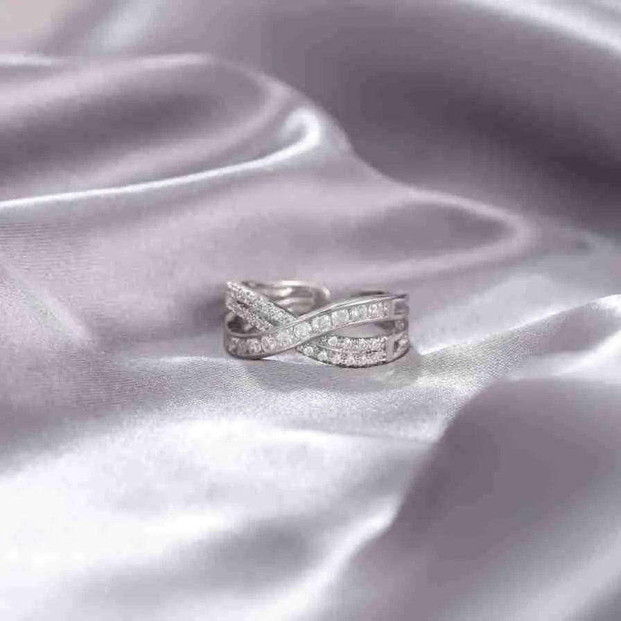 Niche Opening Adjustable Non-fading Cross Ring - Velora