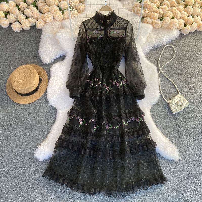 Elegant And Elegant Embroidered Lace Stitching Dress - Velora