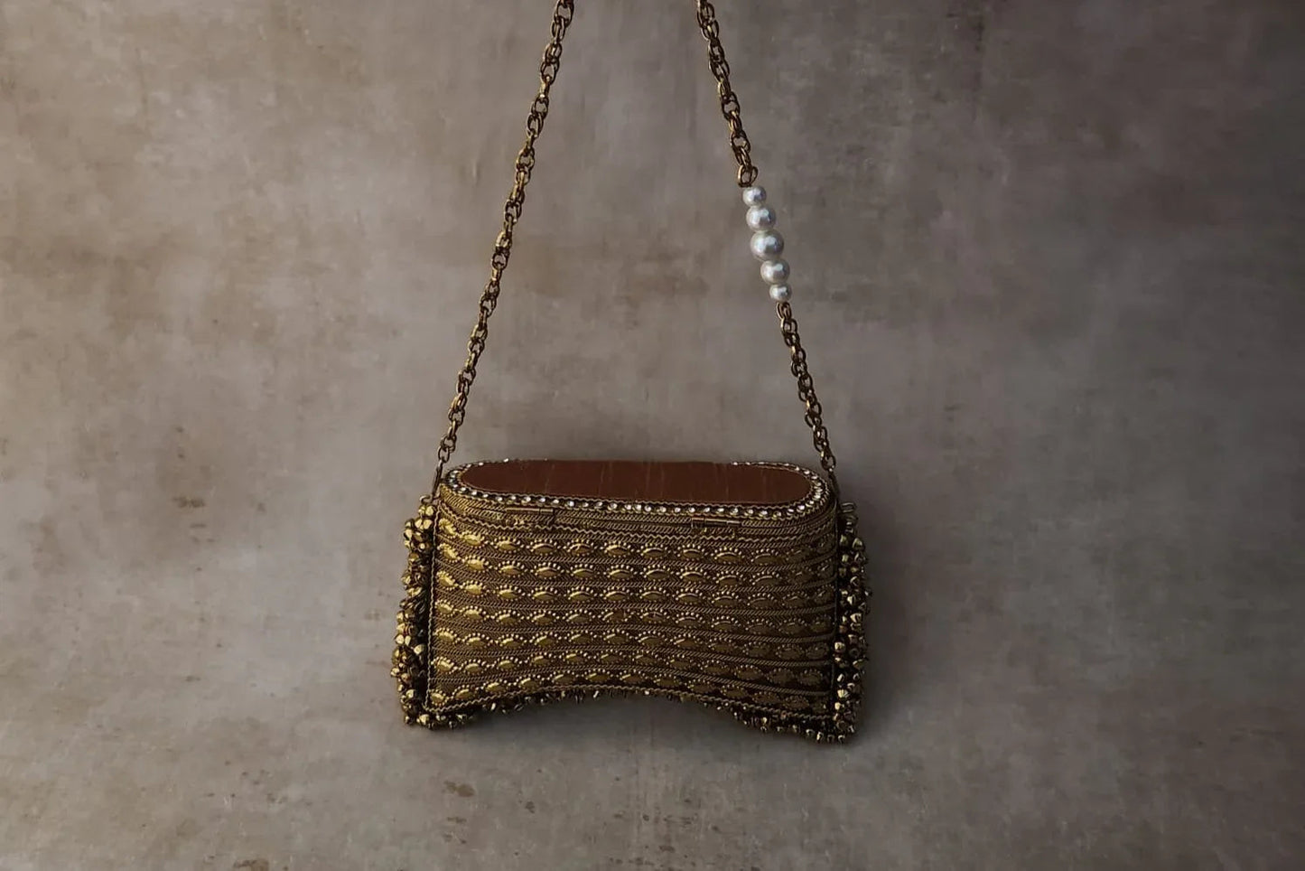 Parijat Gold