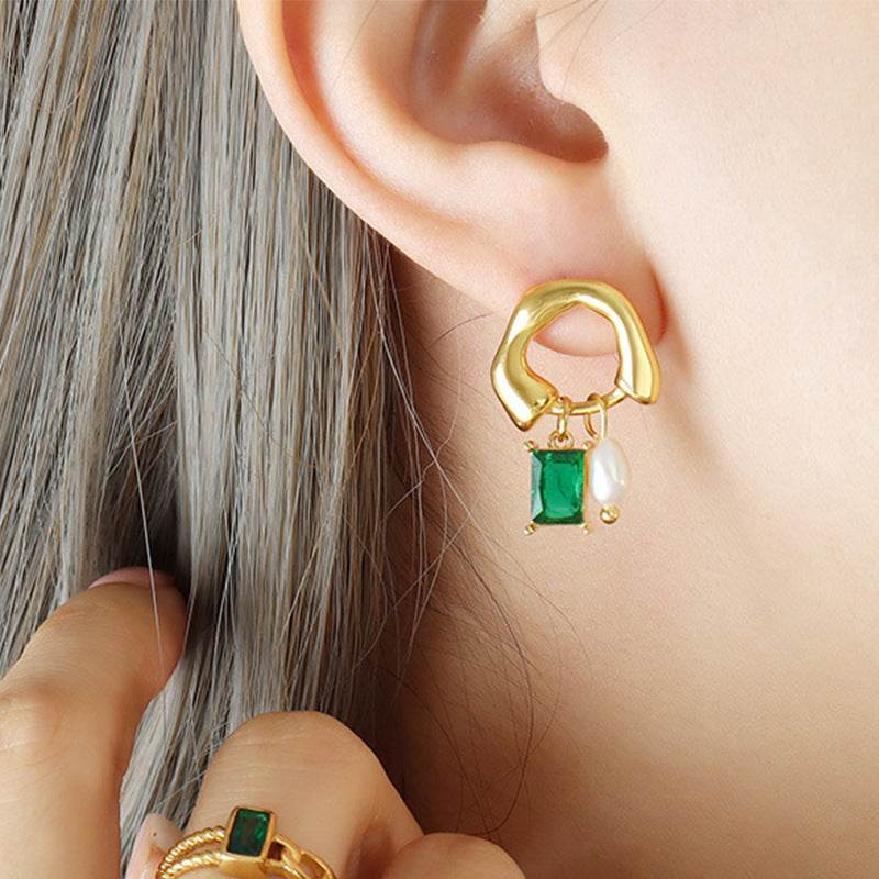 Ins French Retro Personalized Pendant Earrings - Velora