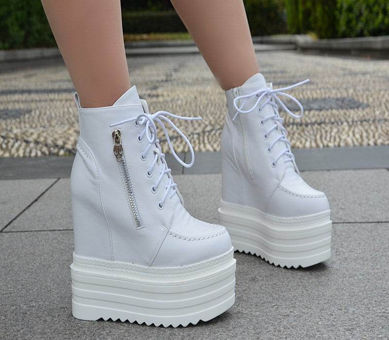 Platform muffin shoes with raised inside - Velora