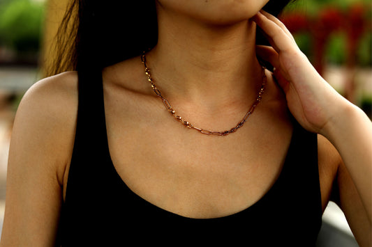 AMMA Gold: Paper-Clip & Oval-Beads Chain Necklace - Velora Luxury Fashion