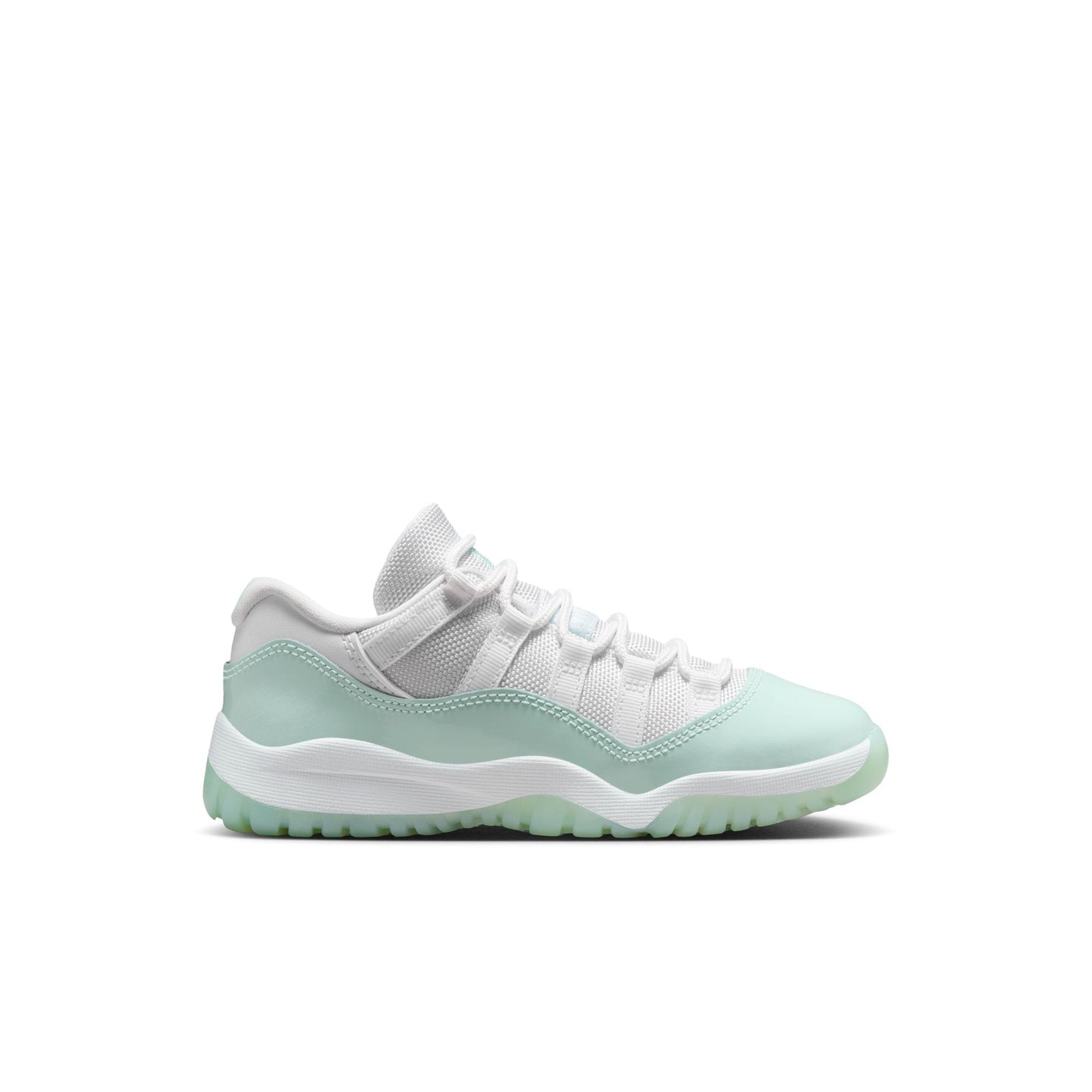 Y Jordan 11 Retro Low "Igloo" 580522-103 - Velora