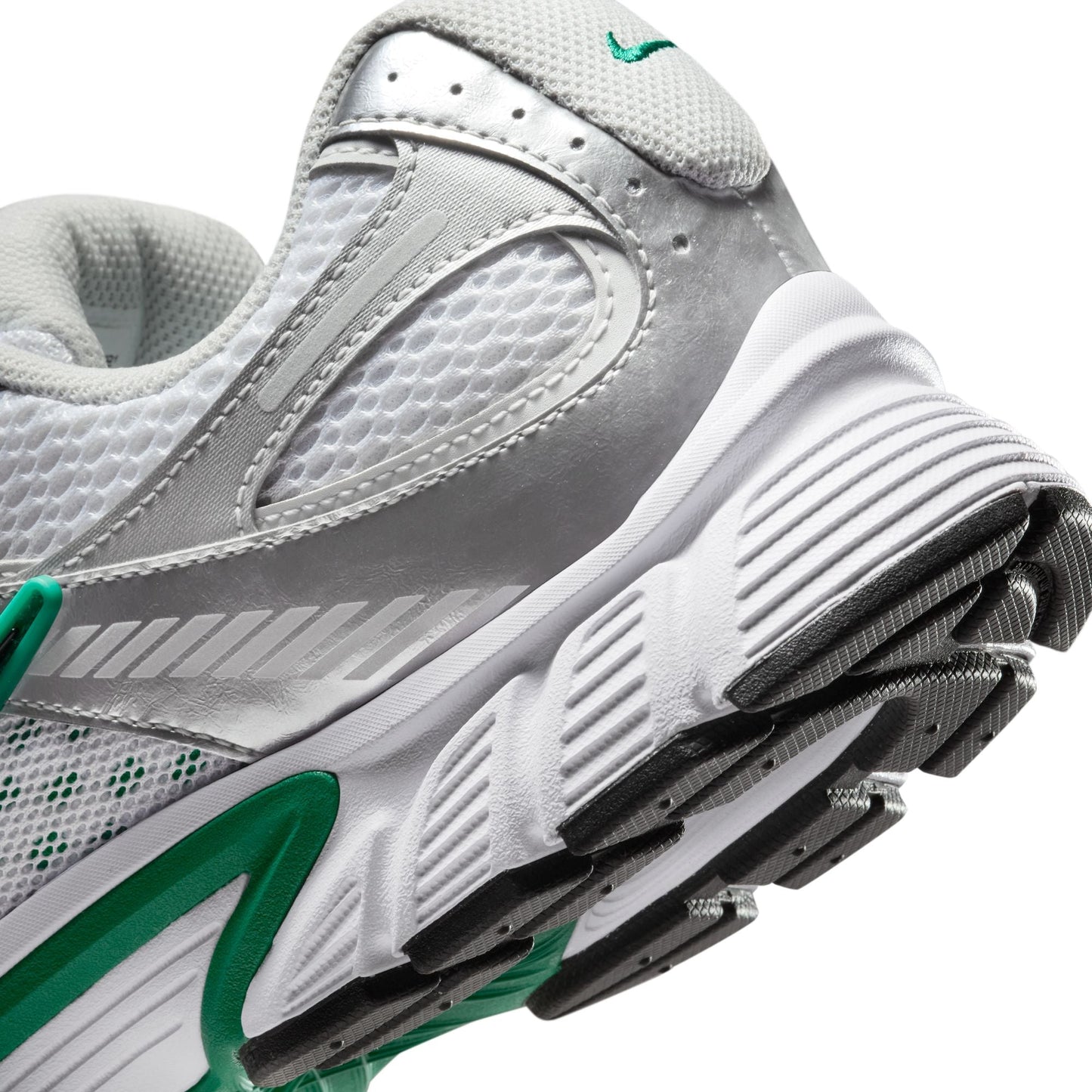 M Nike V5 RNR HJ5228-100 - Velora
