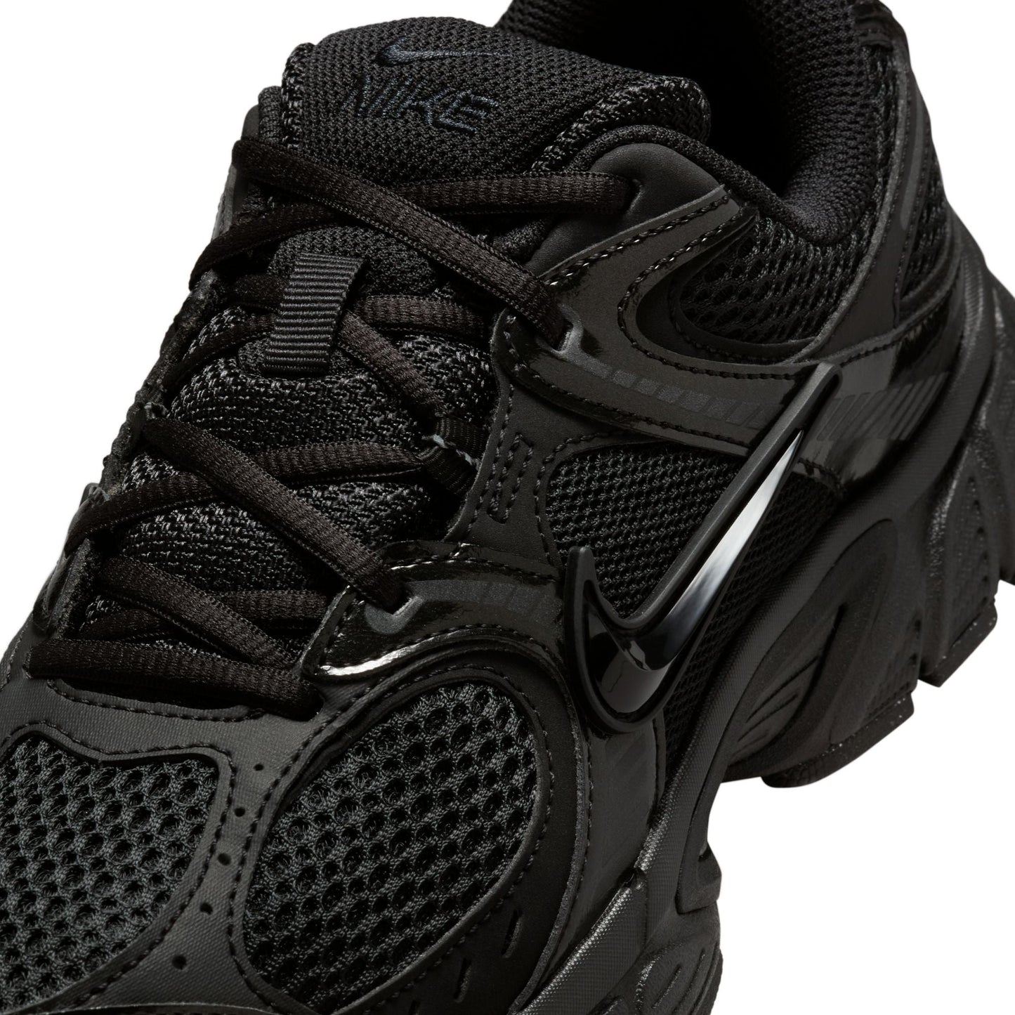 Nike V5 RNR HQ7901-001 - Velora