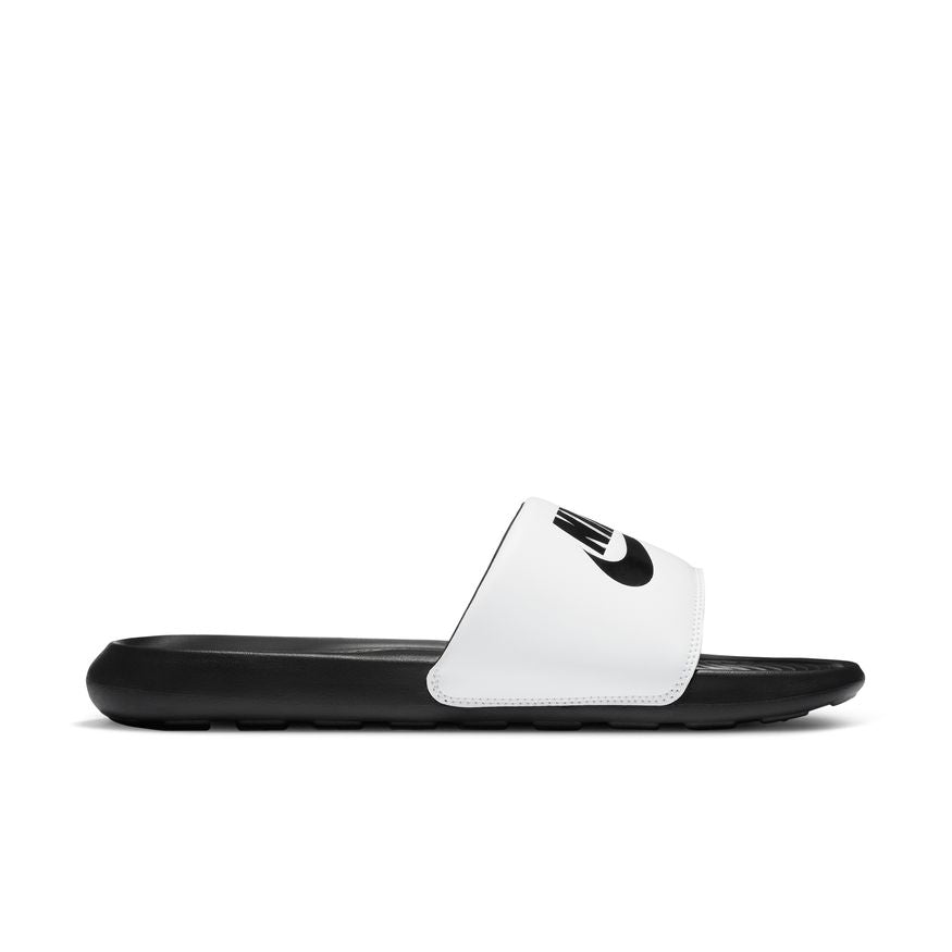 M Nike Victori One CN9675-005 - Velora