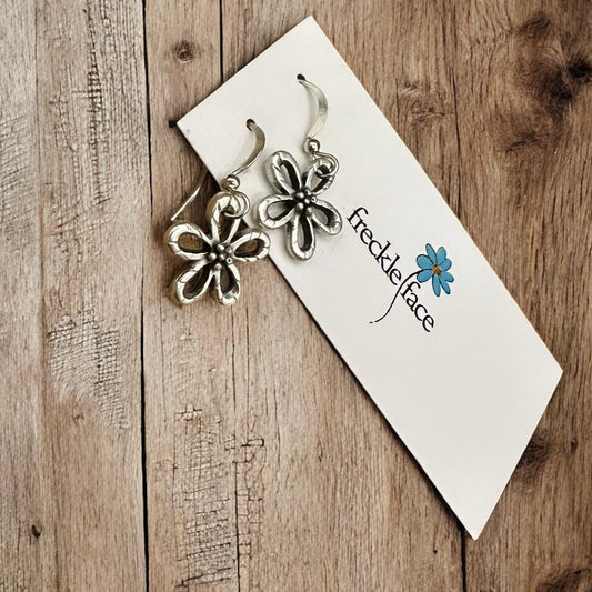 Flower Blossom Earrings - Velora