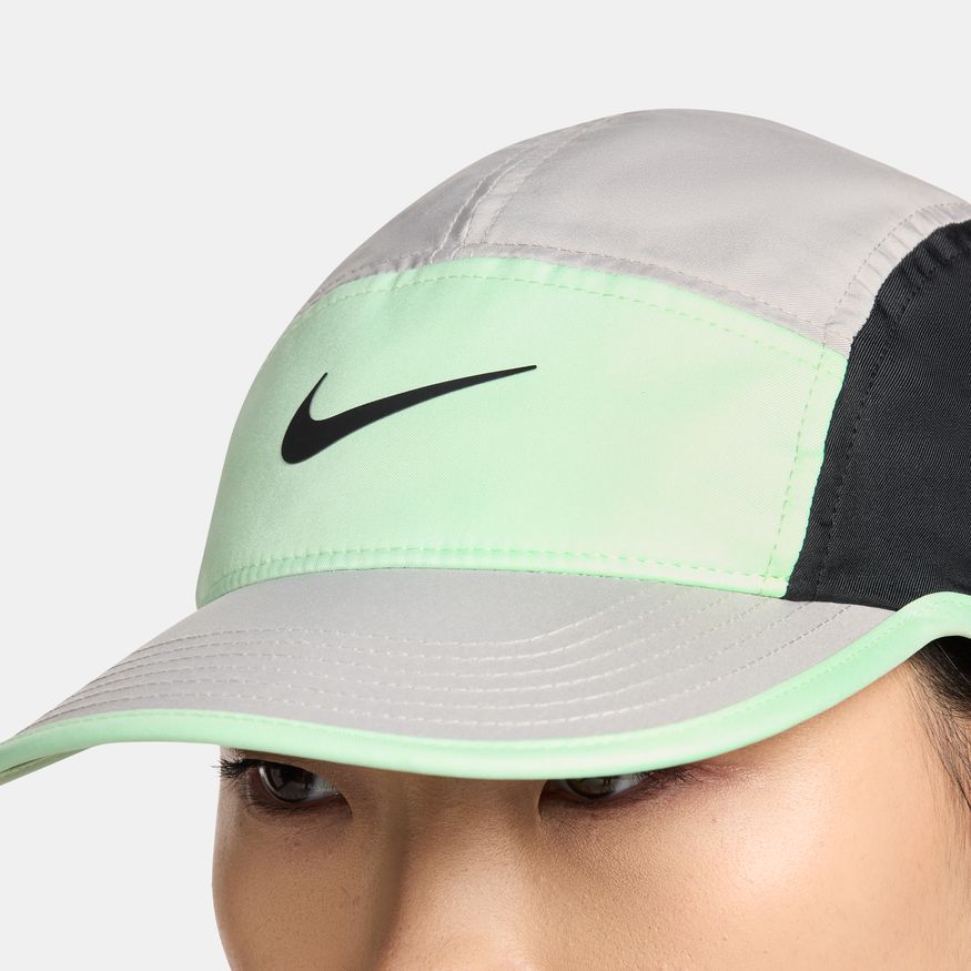 Nike Dri-FIT Fly FB5624-012 - Velora
