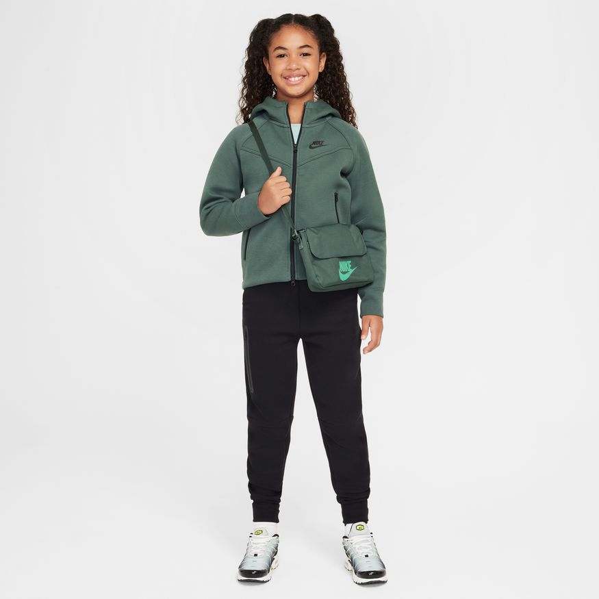 Y Nike Sportswear Tech Fleece FD2979-338 - Velora