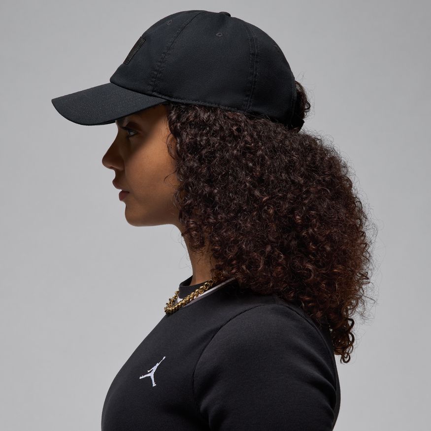 Jordan Club Cap FD5181-013 - Velora