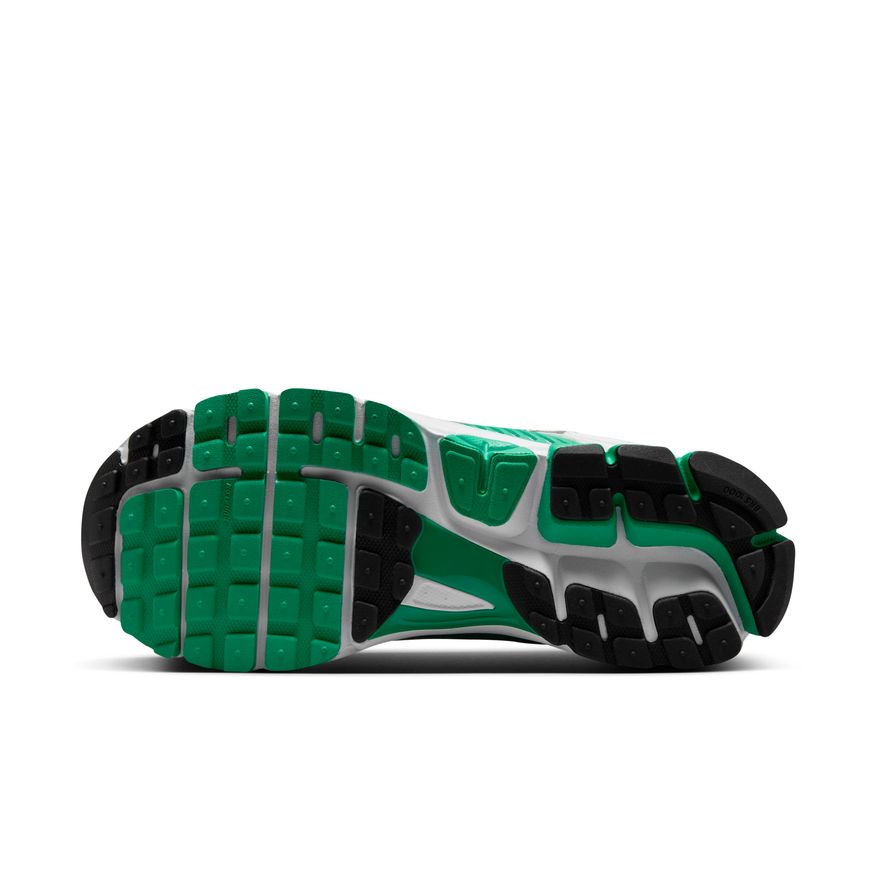 W Nike Zoom Vomero 5 FJ2028-102 - Velora