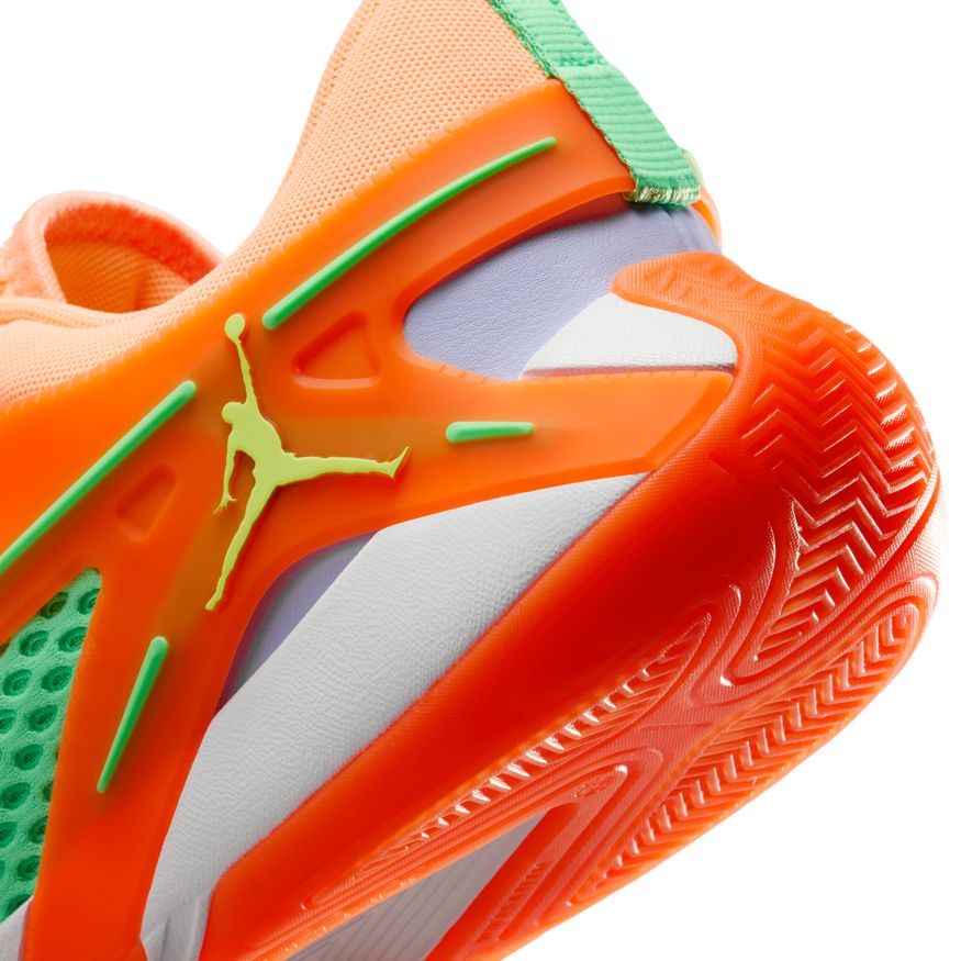 M Jordan Heir Series FQ3858-800 - Velora