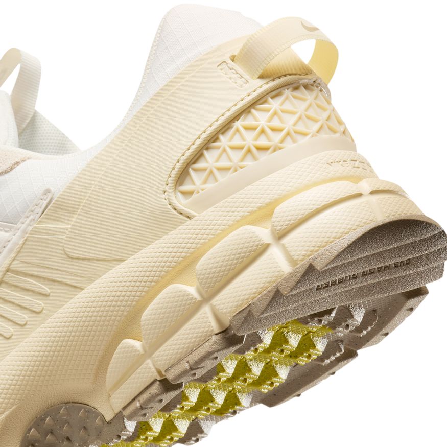 M Nike Zoom Vomero Roam FV2295-101 - Velora
