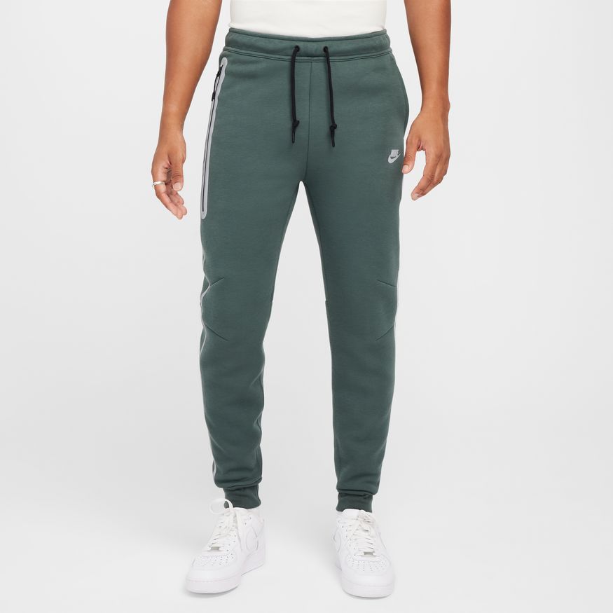 M Nike Tech FZ0762-338 - Velora