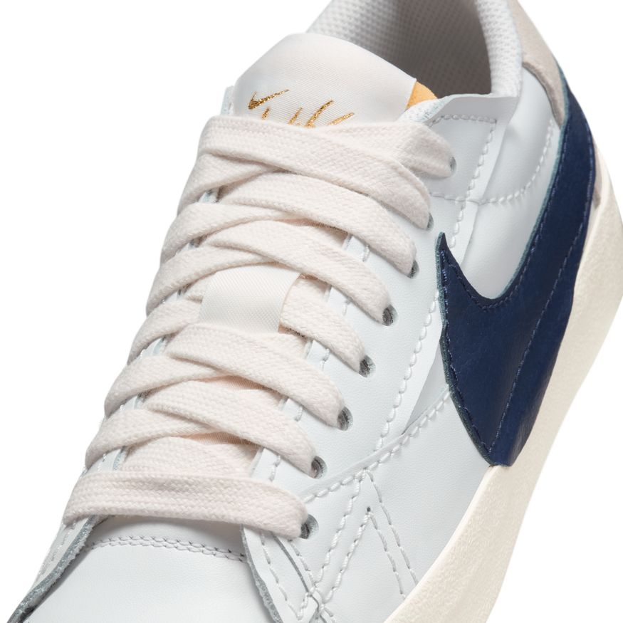W Nike Blazer Low '77 Jumbo FZ6773-100 - Velora