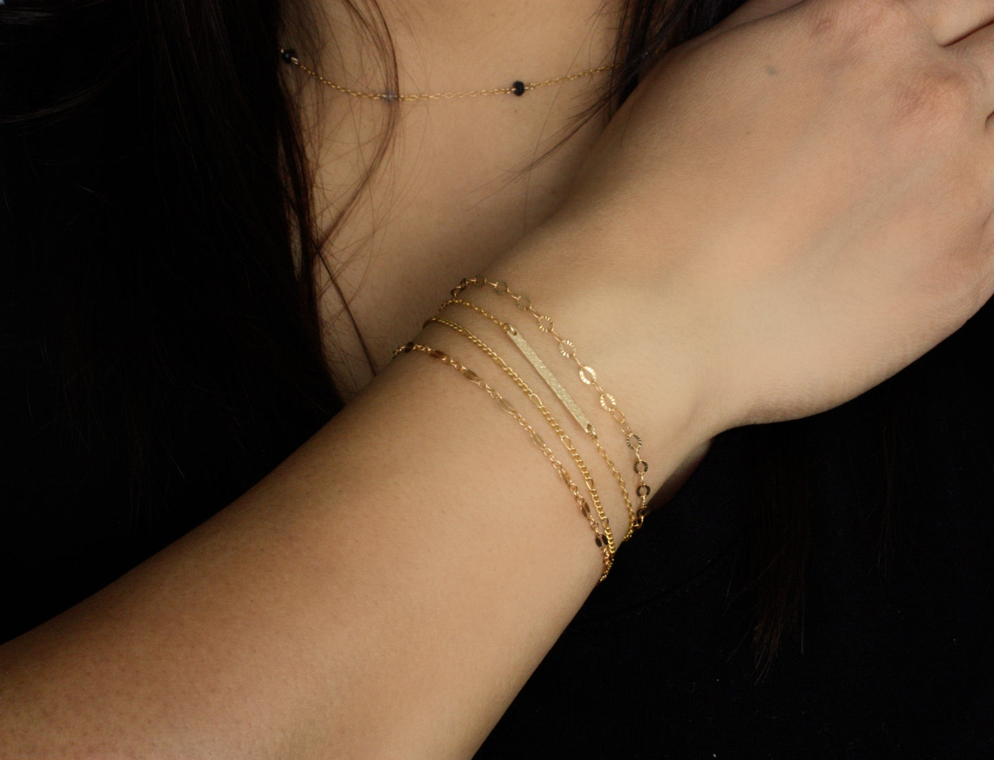 Flat Oval Links Gold Chain Bracelet - Velora Luxury Fashion