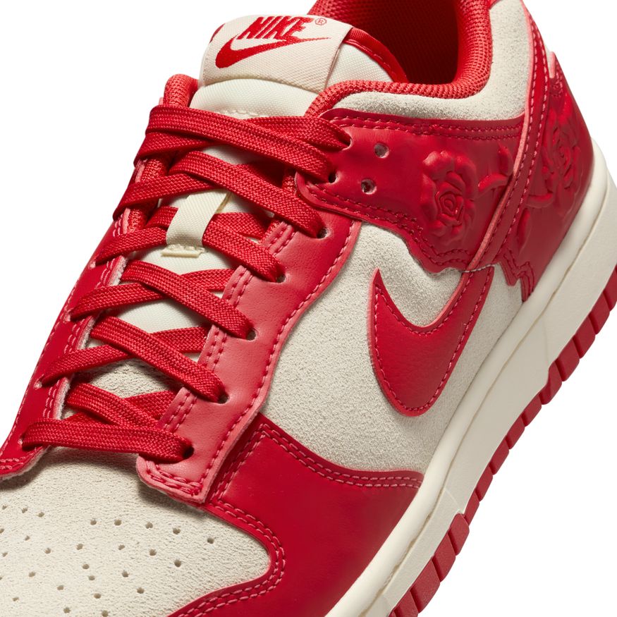 W Nike Dunk Low HF1986-100 - Velora
