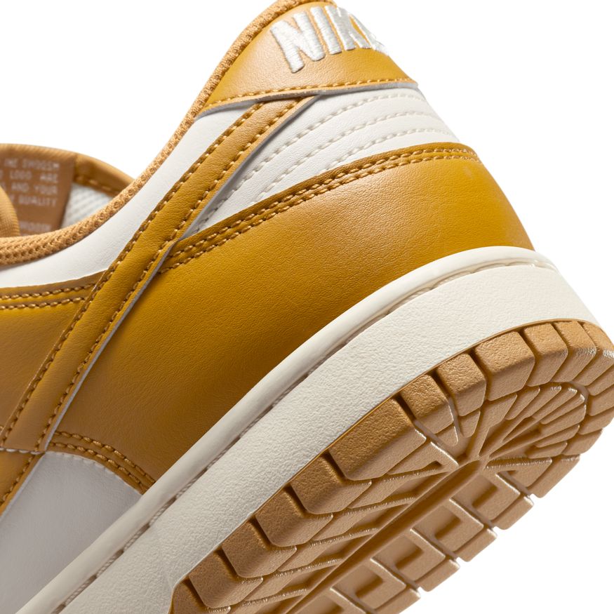 M Nike Dunk Low Retro HF5441-108 - Velora