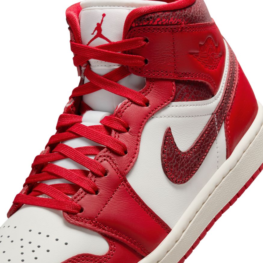 W Air Jordan 1 Mid SE HJ9337-106 - Velora