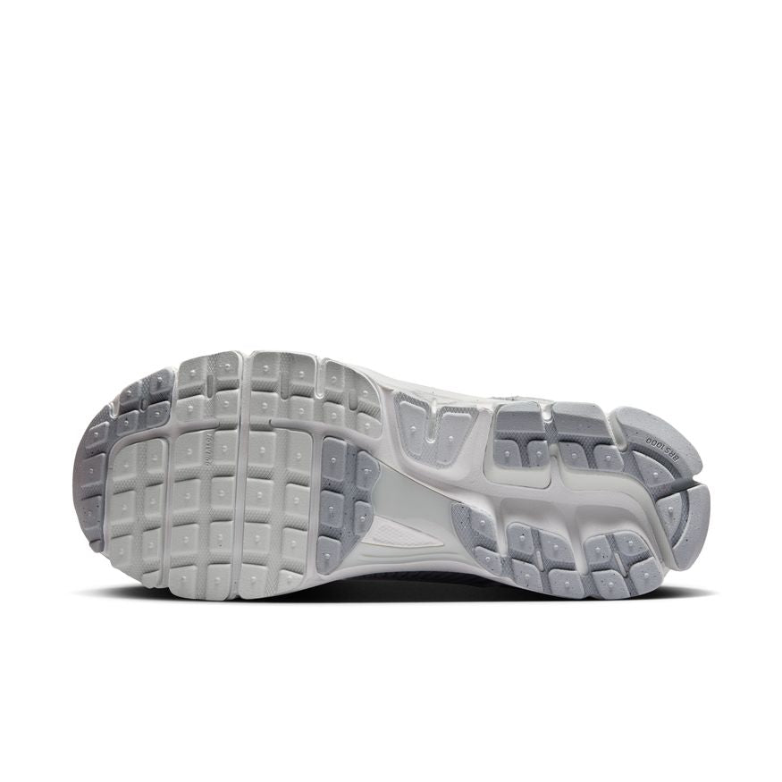 W Nike Zoom Vomero 5 HQ0458-001 - Velora