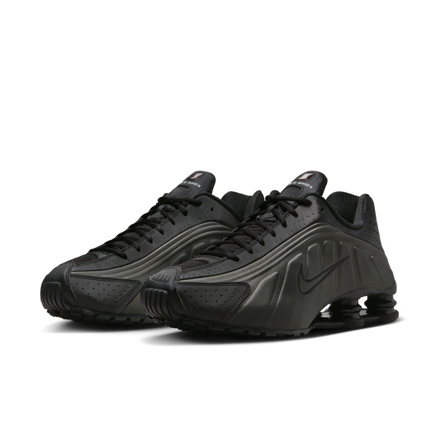 M Nike Shox R4 HQ1988-001 - Velora