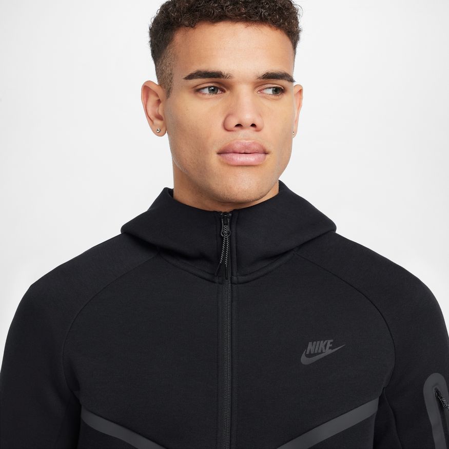 M Nike Tech HV0949-010 - Velora