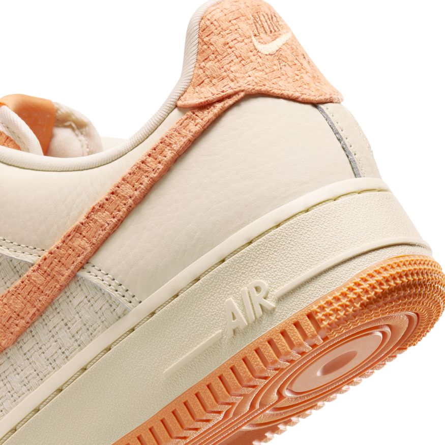 W Nike Air Force 1 '07 IB7944-113 - Velora