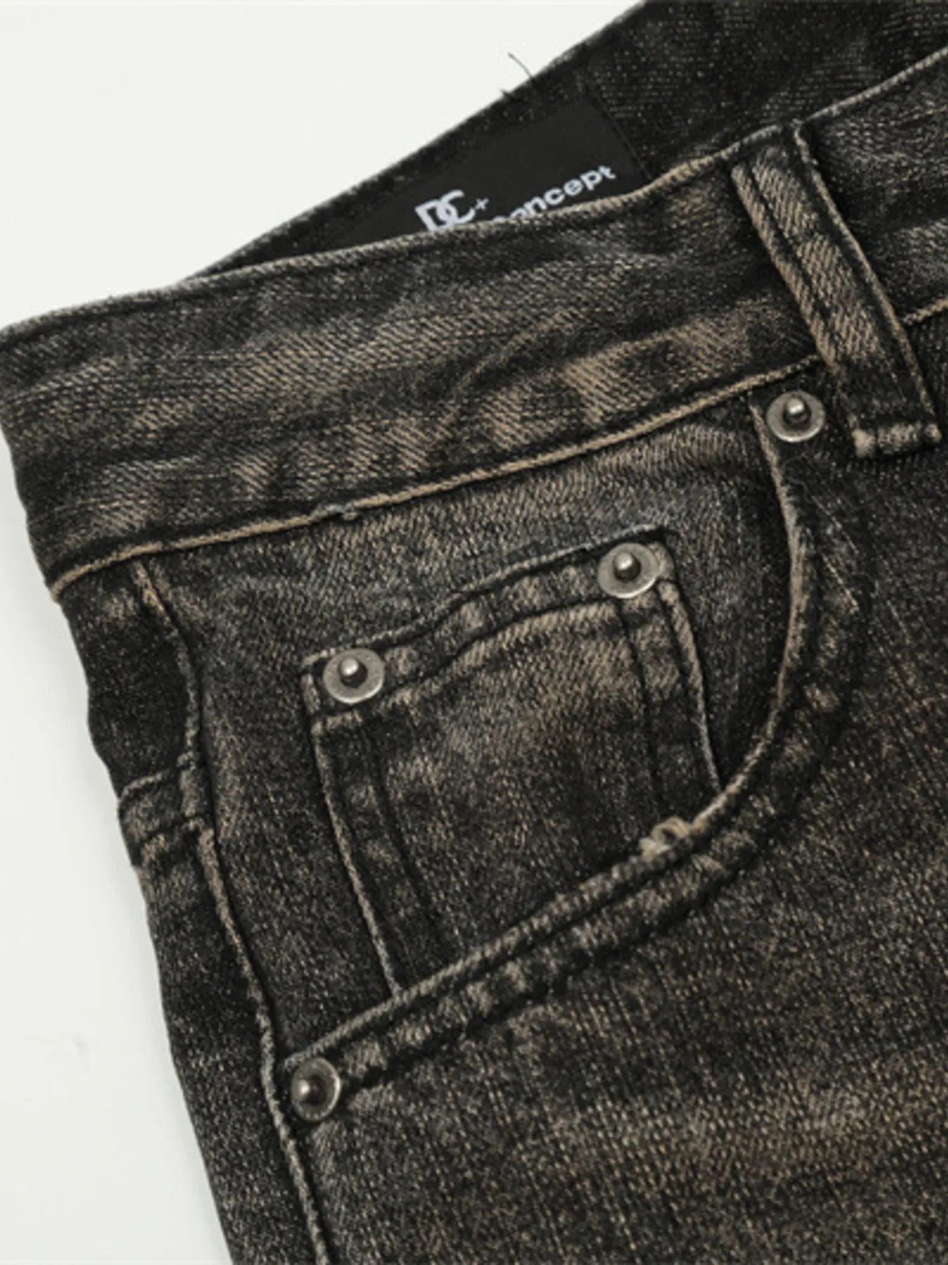 Men's Distressed Loose Fit Jeans - Velora Luxury Fashion