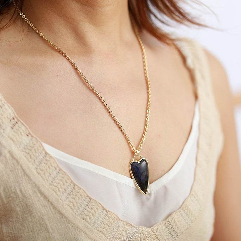 Affordable Luxury Fashion Simple Labradorite Heart Shape Pendant - Velora